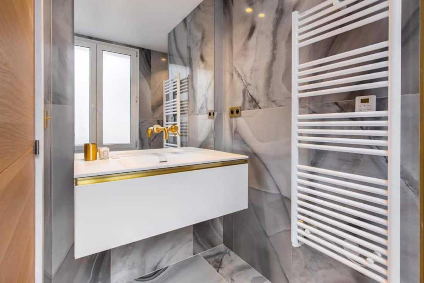 Newly Rebuilt By Architect - Center Of Paris Apartment ภายนอก รูปภาพ