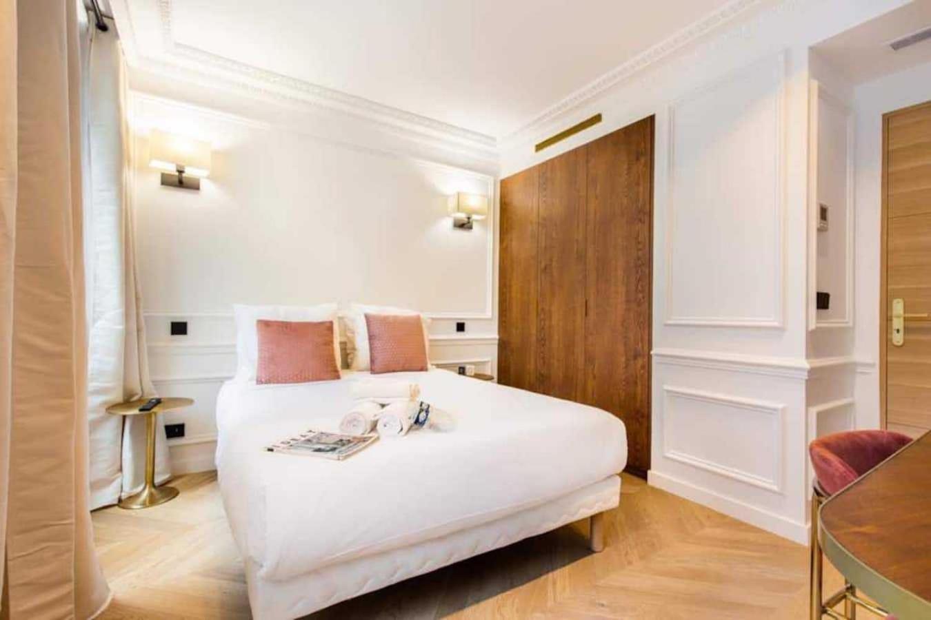 Newly Rebuilt By Architect - Center Of Paris Apartment ภายนอก รูปภาพ